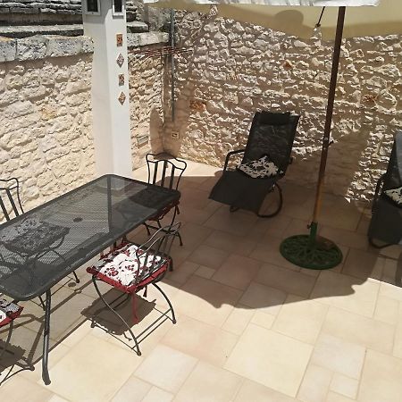 Edone Apartment Locorotondo Exterior photo